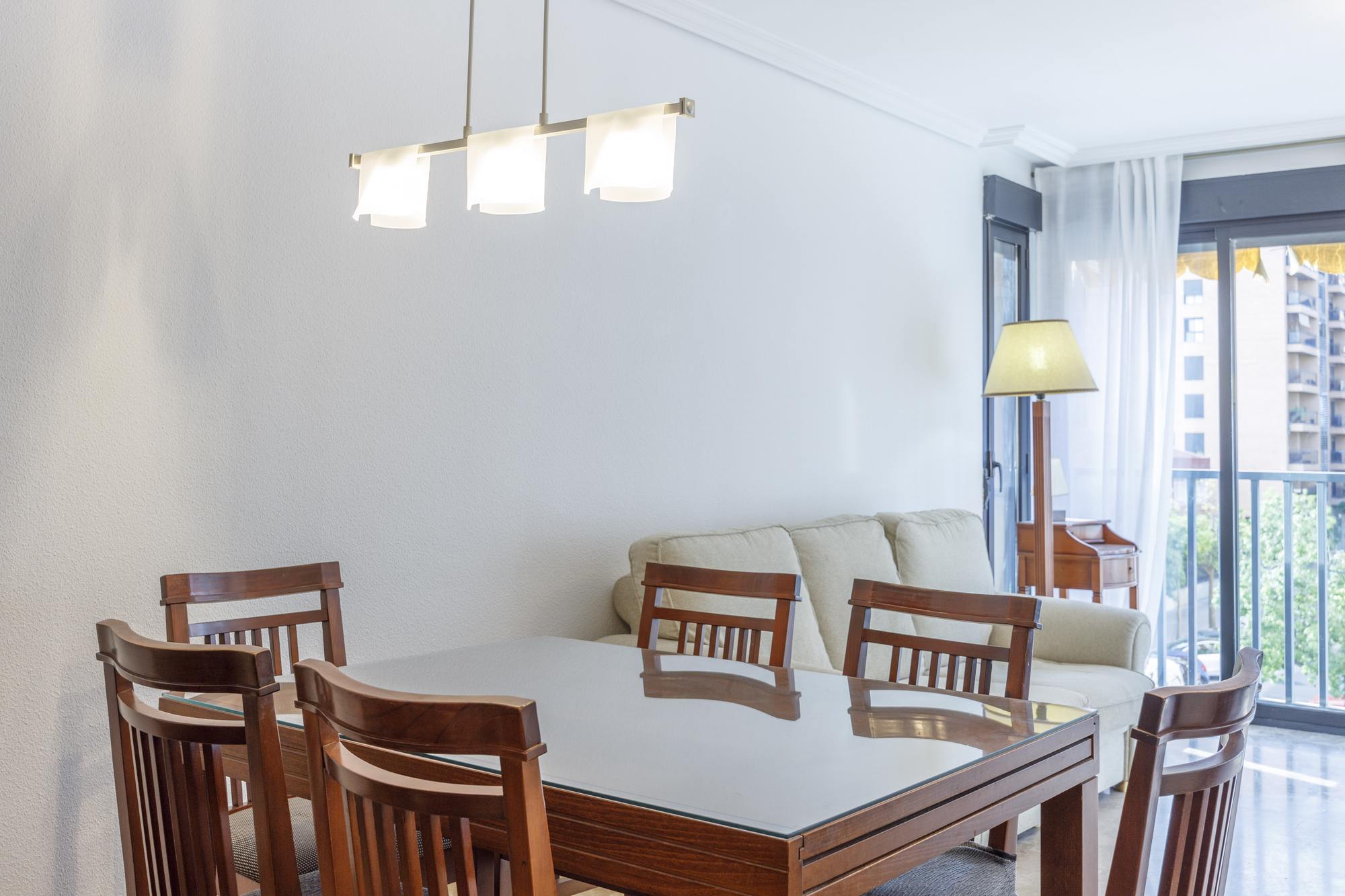 living - 98m² apartment for rent in Ciudad de las Ciencias, Valencia - gallery - 9
