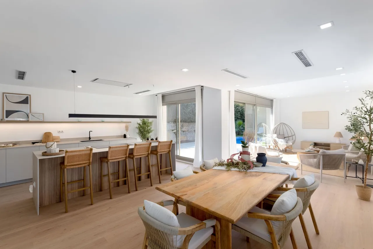 living - 332m² house / villa for sale in Alella, Barcelona - gallery - 5
