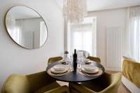 living - Piso de 98m² en venta en Castellana, Madrid - gallery thumbnail - 9