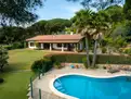 living - Casa / villa de 698m² en venta en Cabrera de Mar, Barcelona - gallery thumbnail - 2