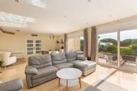 living - Casa / villa de 224m² en venta en Lloret de Mar - gallery thumbnail - 10