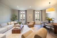 living - Piso de 200m² con 15m² terraza en venta en Eixample Derecho - gallery thumbnail - 1