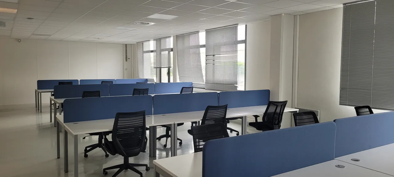 logistics - Activités / Bureaux À Louer - gallery - 9