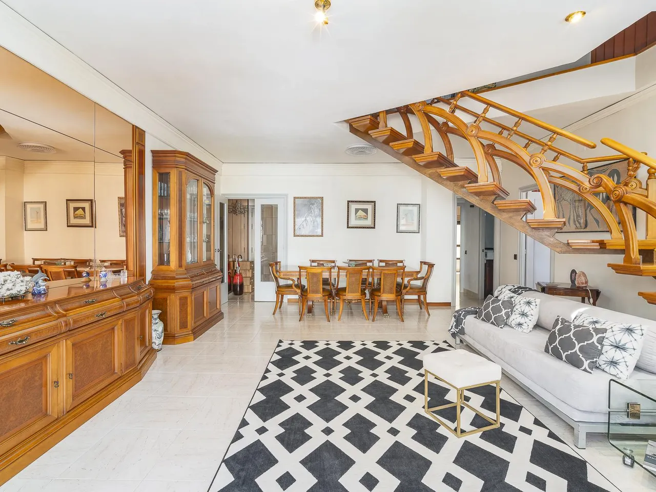living - 176m² penthouse with 14m² terrace for sale in Eixample Left - gallery - 2