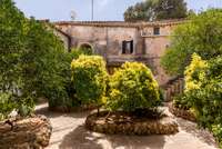 living - Hotel de 2,134m² en venta en Algaida, Islas Baleares - gallery thumbnail - 3