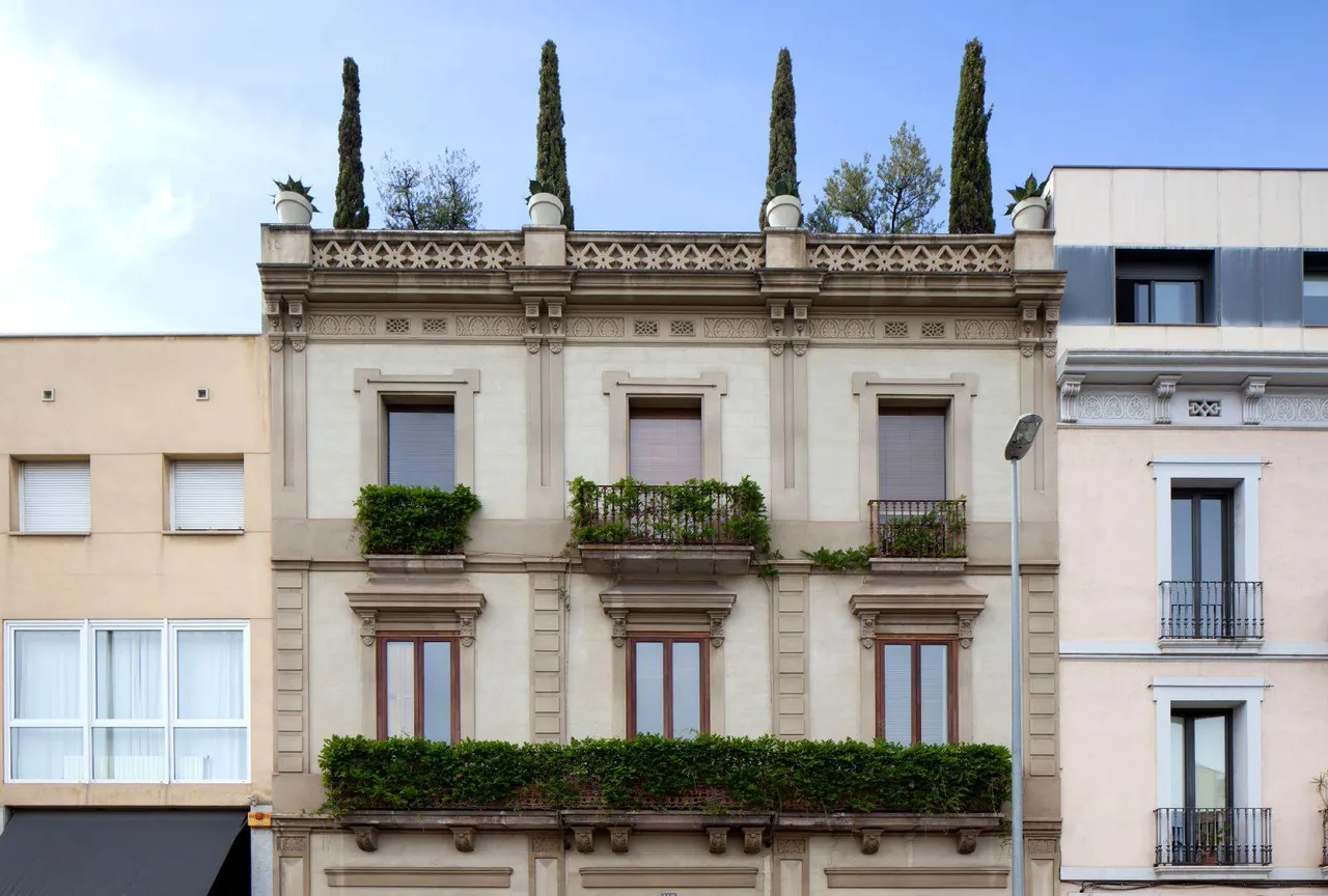 living - House for sale in Barcelona's exclusive Zona Alta - gallery - 3