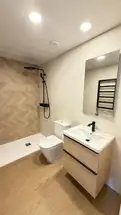 living - 70m² apartment for rent in Arturo Soria, Madrid - gallery thumbnail - 6