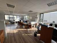logistics - Activités / Bureaux À Vendre - gallery thumbnail - 5