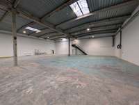logistics - Light Industrial Premises / Offices For Rent - gallery thumbnail - 9