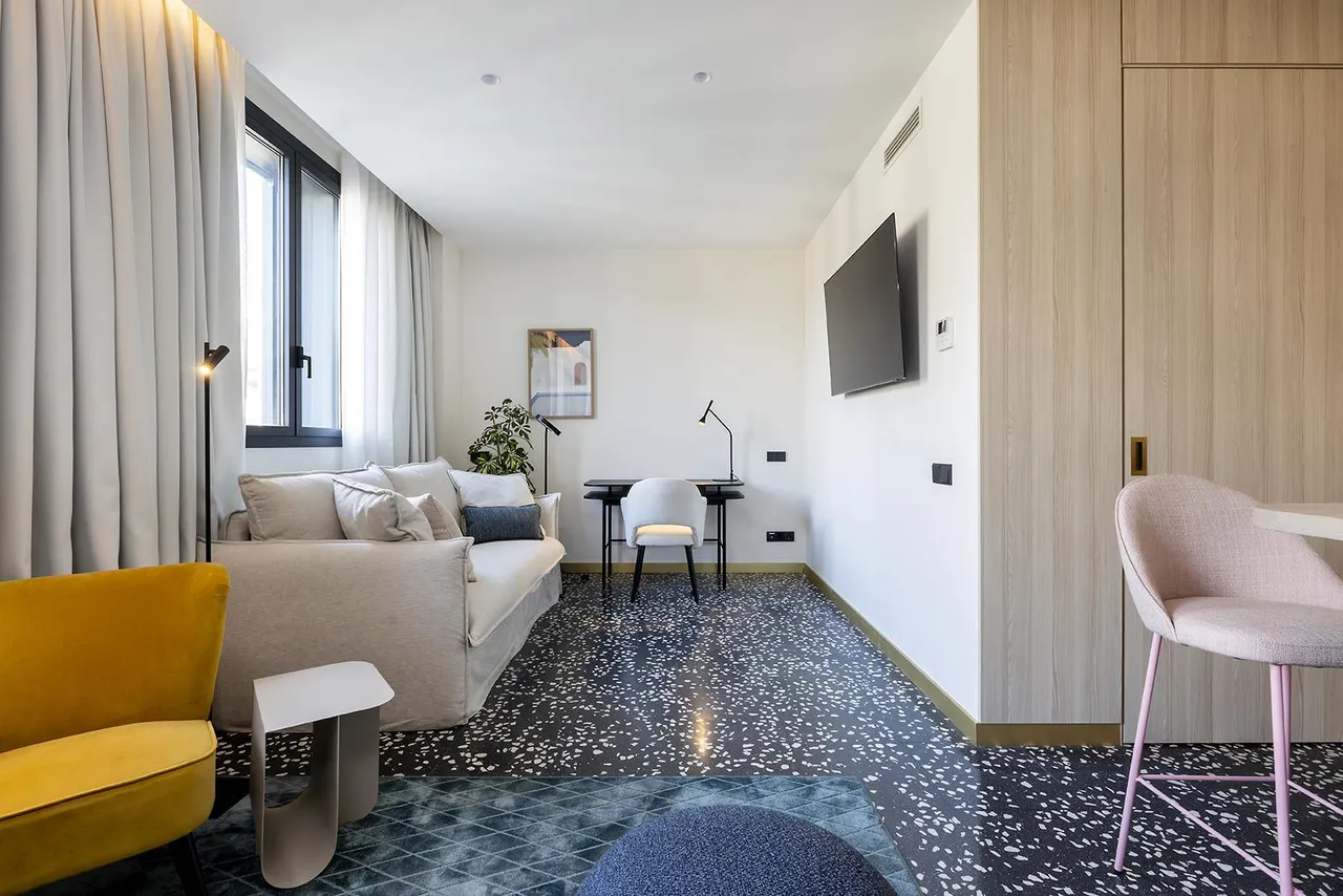 living - 80m² apartment for rent in Eixample Right, Barcelona - gallery - 8