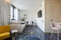 living - 80m² apartment for rent in Eixample Right, Barcelona - gallery thumbnail - 8