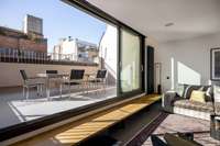 living - Piso de 150m² con 172m² terraza en venta en Eixample Derecho - gallery thumbnail - 4