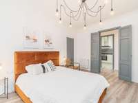 living - 137m² apartment for rent in El Born, Barcelona - gallery thumbnail - 7