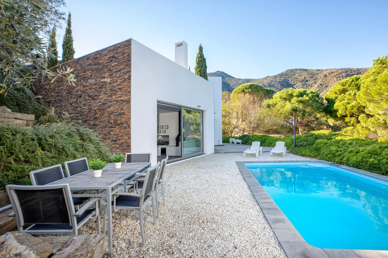 living - Casa / villa de 241m² en venta en El Port de la Selva - gallery - 3