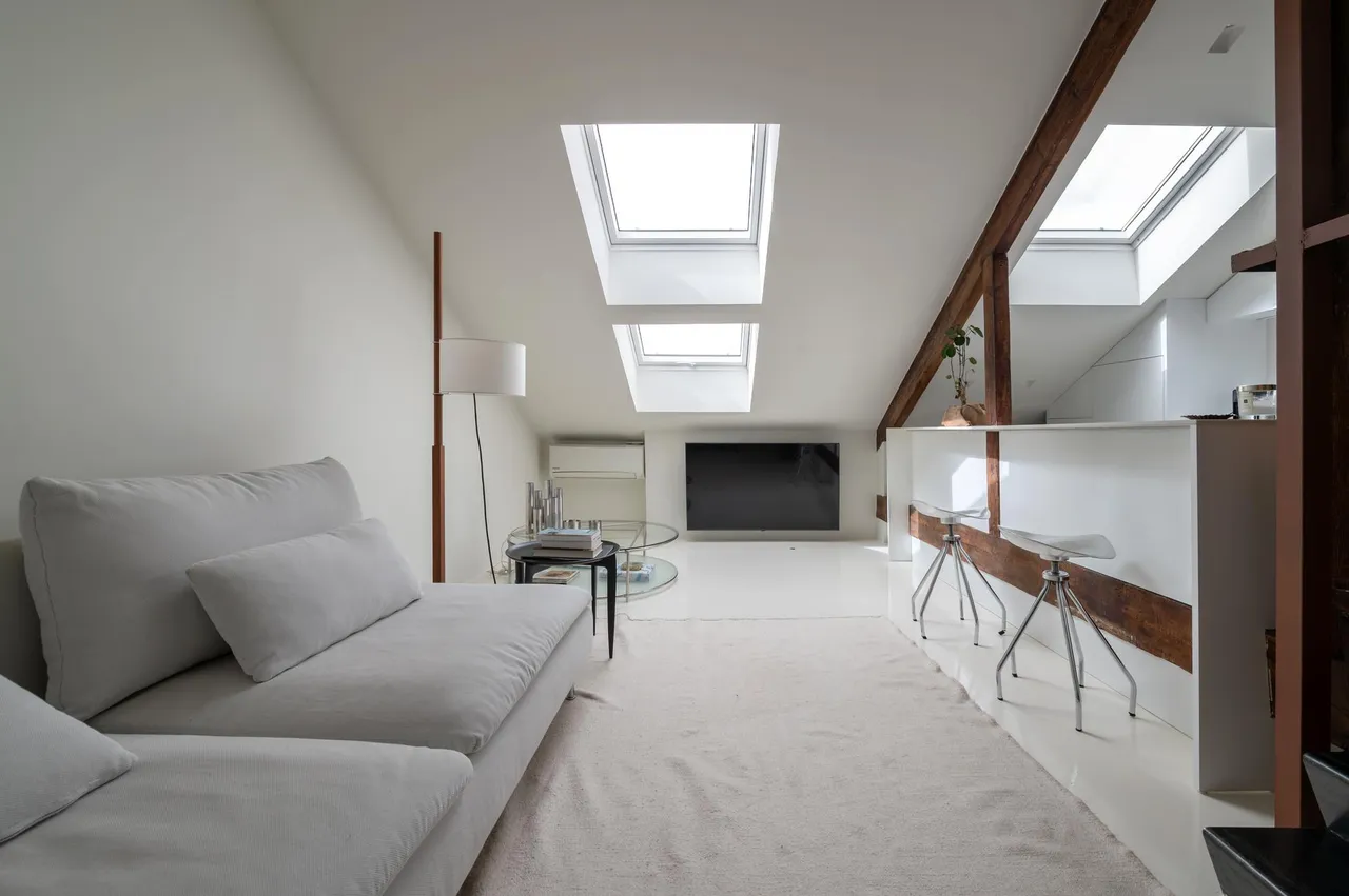 living - 95m² apartment for sale in Bellas Vistas, Madrid - gallery - 2