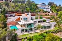 living - Casa / villa de 428m² en venta en Sa Riera, Costa Brava - gallery thumbnail - 3