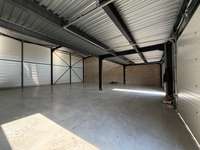 logistics - Activités / Bureaux À Louer - gallery thumbnail - 1