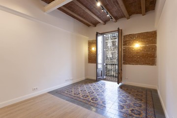 living - 84m² apartment for sale in Eixample Right, Barcelona - featured