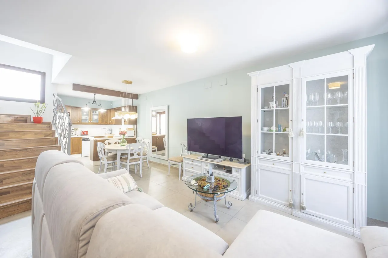 living - 163m² house / villa for sale in El Pla del Real, Valencia - gallery - 6