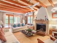 living - Casa rural de 493m² en venta en Santa Maria del Cami - gallery thumbnail - 8