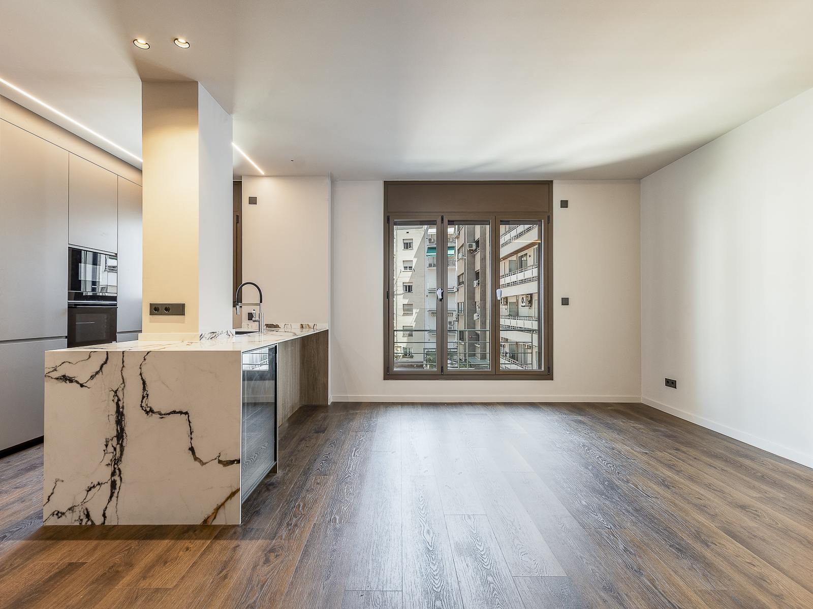 living - 148m² apartment with 8m² terrace for sale in Sant Gervasi - Galvany - gallery thumbnail - 7