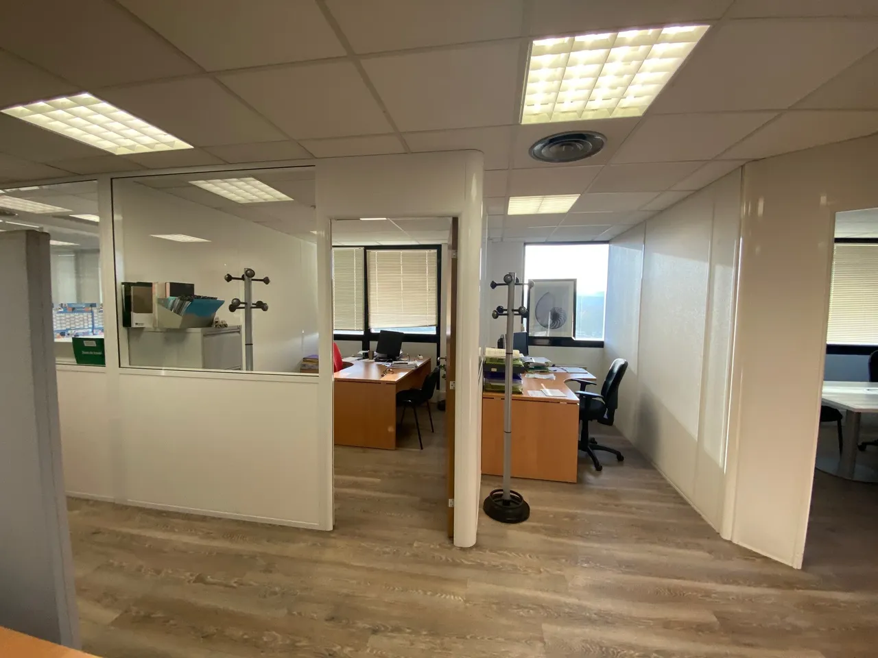 office - Bureaux À Louer - gallery - 2