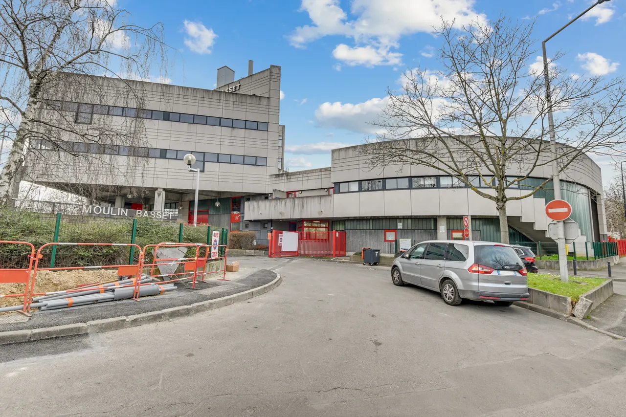 logistics - Light Industrial Premises / Offices For Rent - gallery - 4