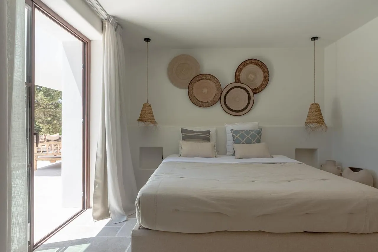 living - 330m² house / villa for sale in San Antonio - gallery - 6