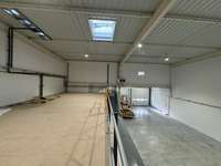 logistics - Activités / Bureaux À Louer - gallery thumbnail - 5