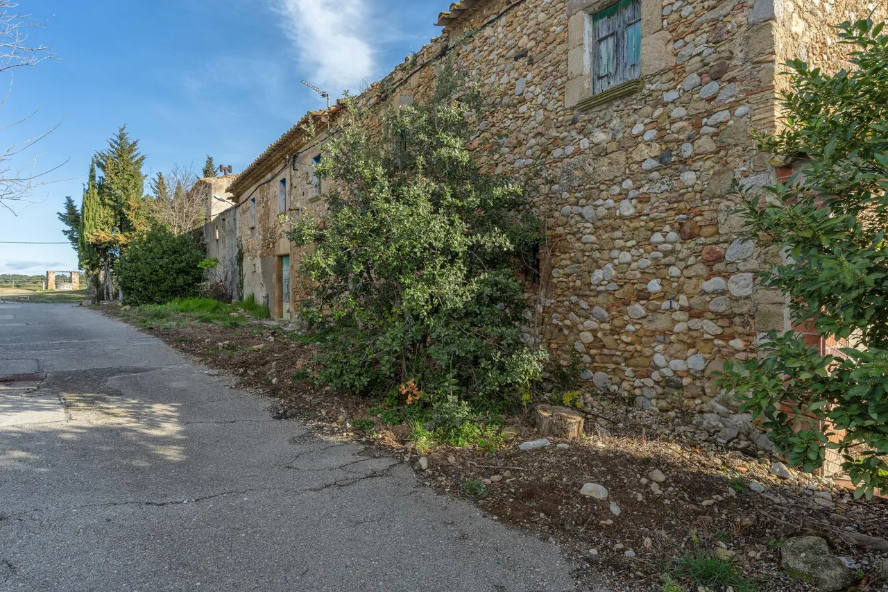 living - 380m² country house for sale in Alt Empordà, Girona - gallery - 4