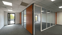 office - Bureaux À Louer - gallery thumbnail - 2