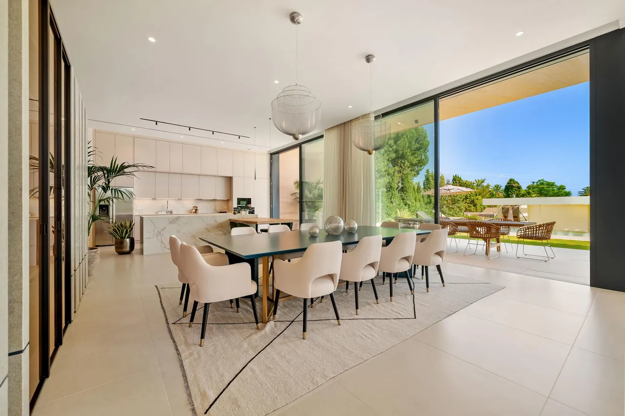 living - 1,057m² house / villa with 800m² garden for sale in Guadalmina - gallery - 8