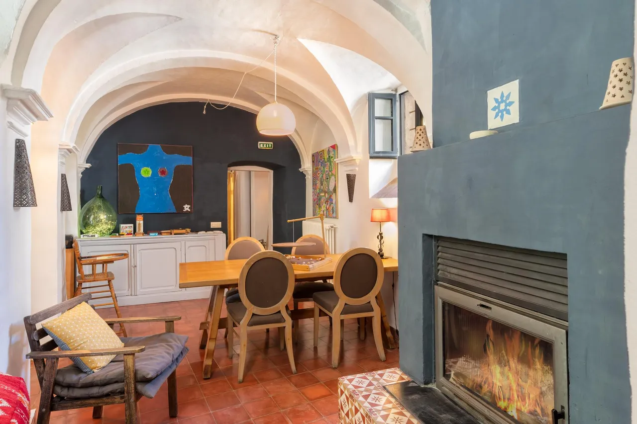 living - 795m² house / villa for sale in El Gironés, Girona - gallery - 9