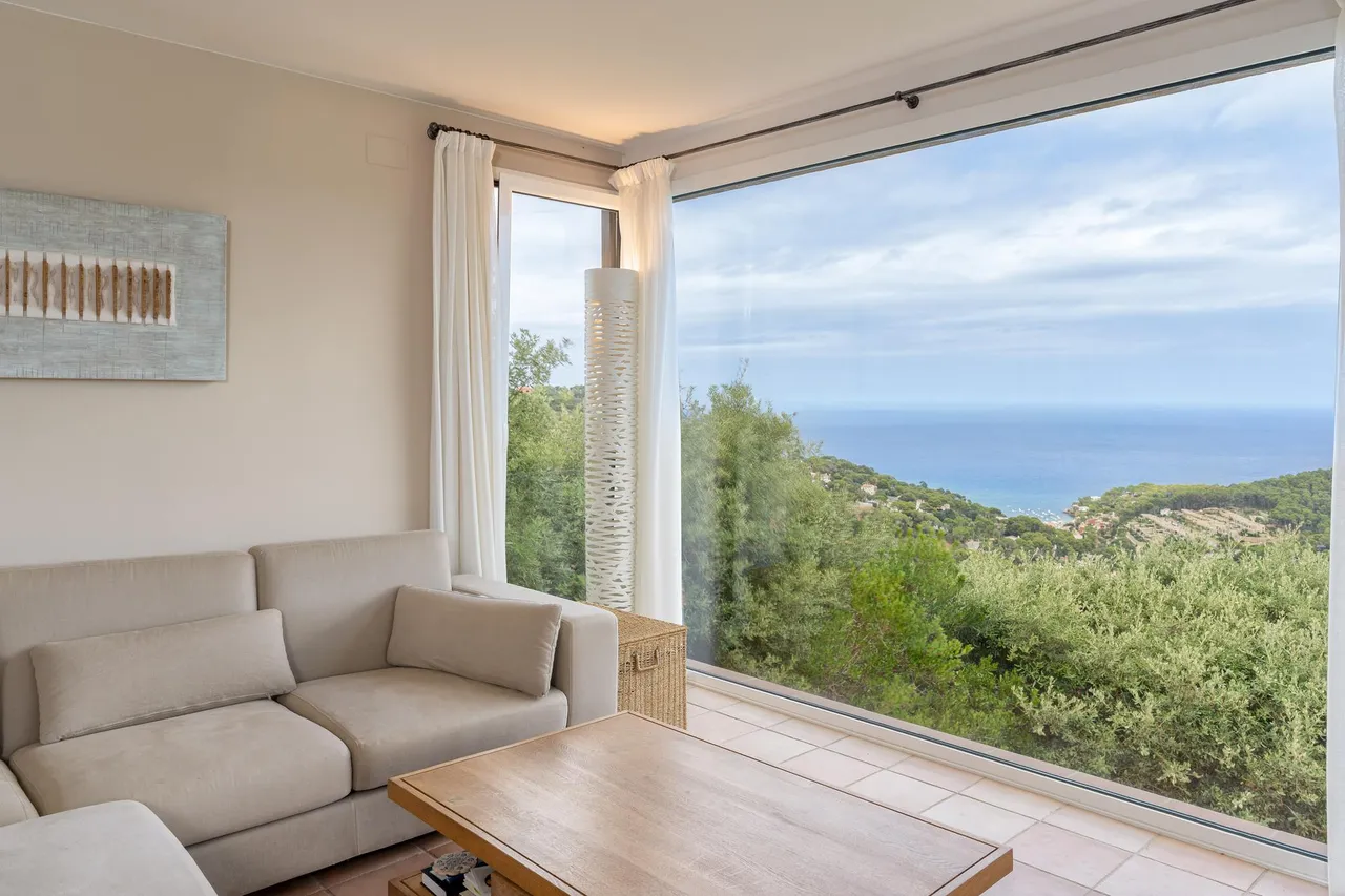 living - Casa / villa de 621m² en venta en Sa Riera, Costa Brava - gallery - 10