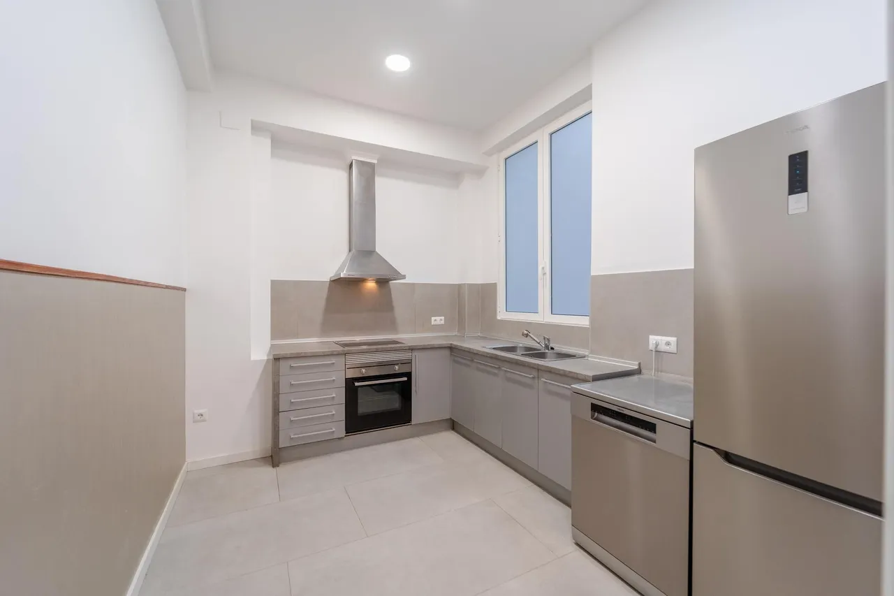 living - Piso de 139m² en alquiler en Gran Vía, Valencia - gallery - 6