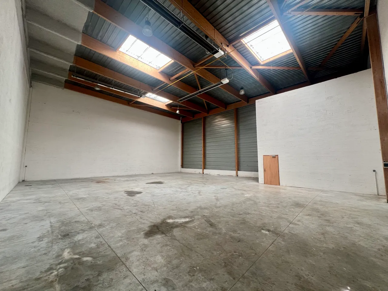 logistics - Light Industrial Premises / Offices For Rent - gallery - 7
