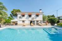 living - 307m² house / villa for rent in Bétera, Valencia - gallery thumbnail - 3