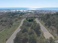 living - 1,566m² plot for sale in Premià de Dalt, Barcelona - gallery thumbnail - 5