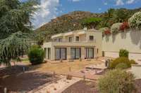 living - 483m² house / villa for sale in Bay of Roses, Costa Brava - gallery thumbnail - 6