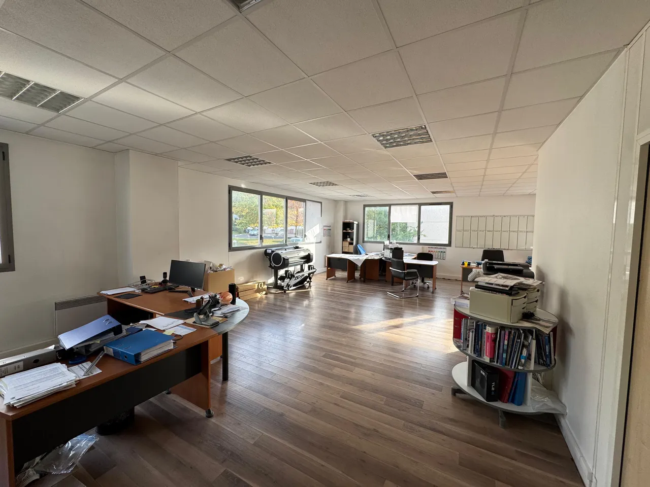 logistics - Light Industrial Premises / Offices For Sale - gallery - 7
