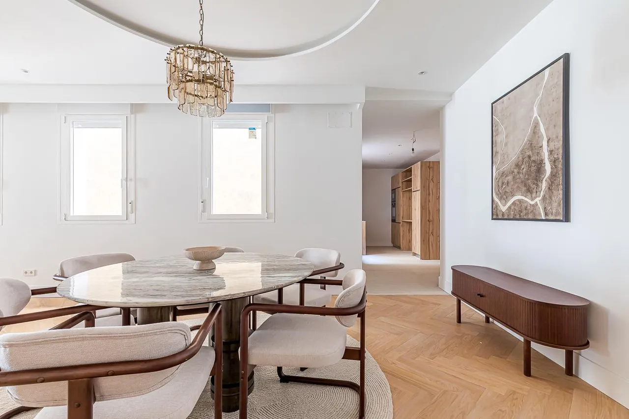 living - 176m² apartment for sale in Malasaña, Madrid - gallery - 9