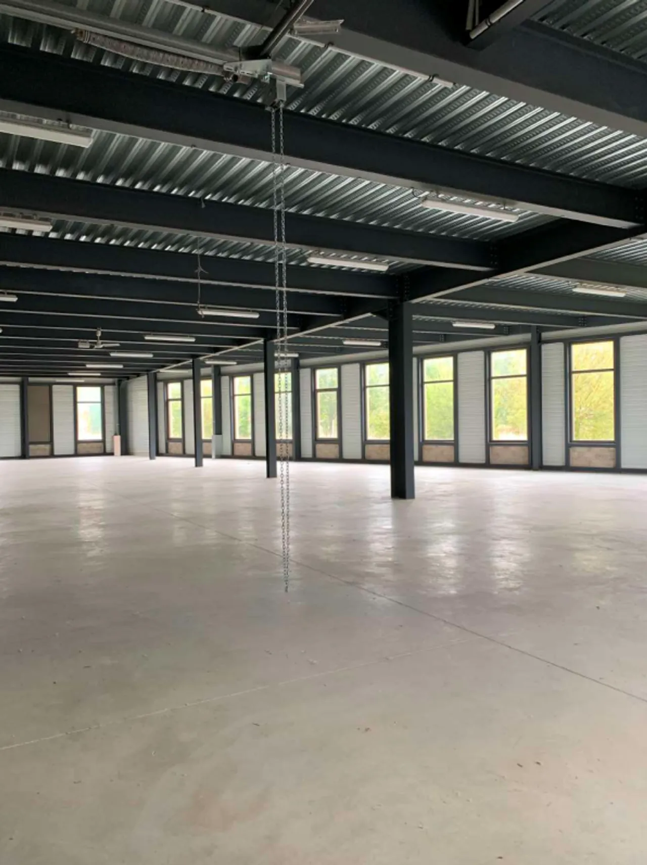 logistics - Light Industrial Premises / Offices For Sale - gallery - 5