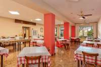 living - Hotel de 1,262m² en venta en La Selva, Girona - gallery thumbnail - 7