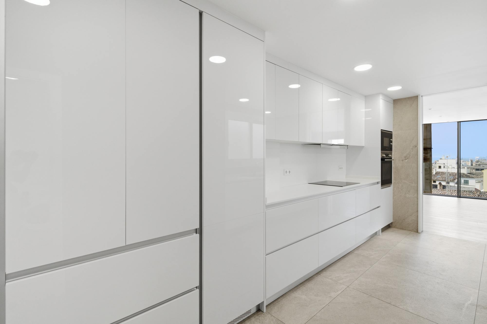 living - Piso de 180m² en alquiler en Palma de Mallorca - gallery thumbnail - 7