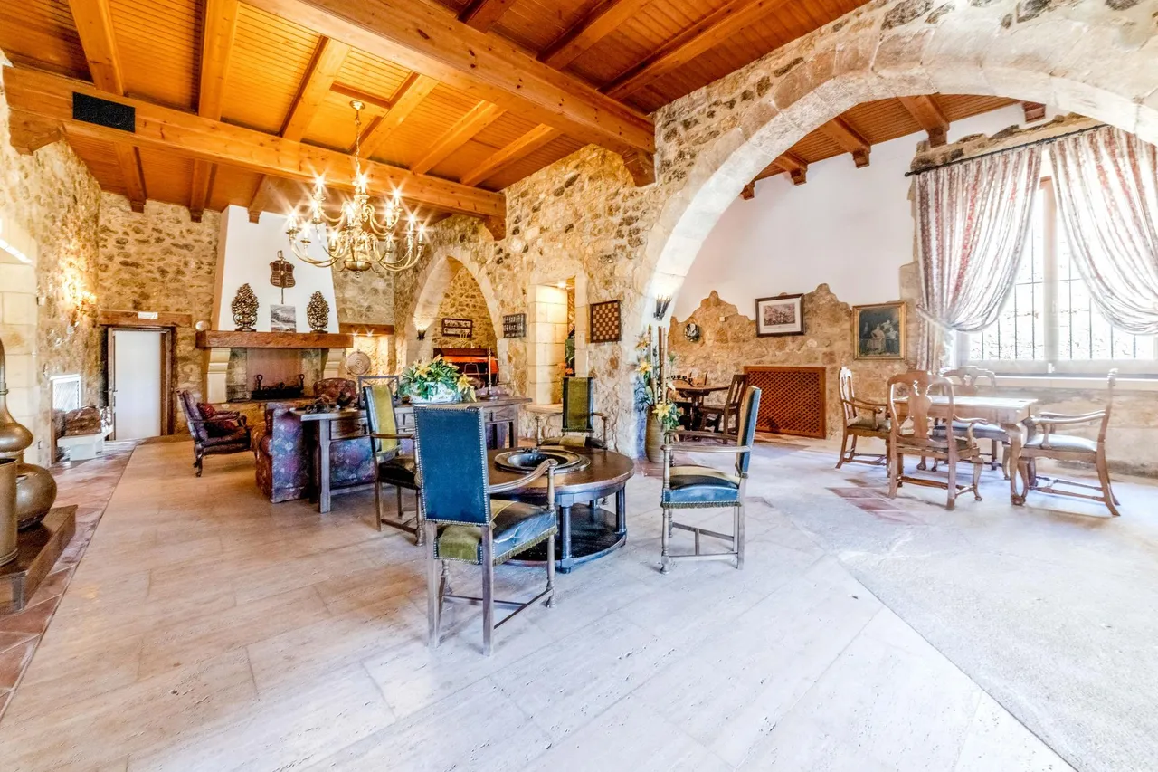 living - Casa rural de 693m² con 678m² de jardín en venta en Penedès - gallery - 10