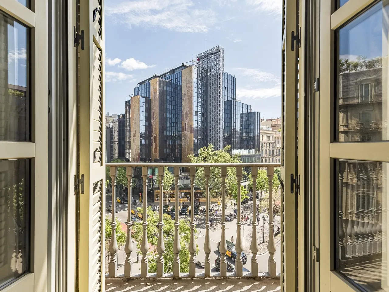 living - Piso de 209m² en venta en Eixample Derecho, Barcelona - gallery - 3