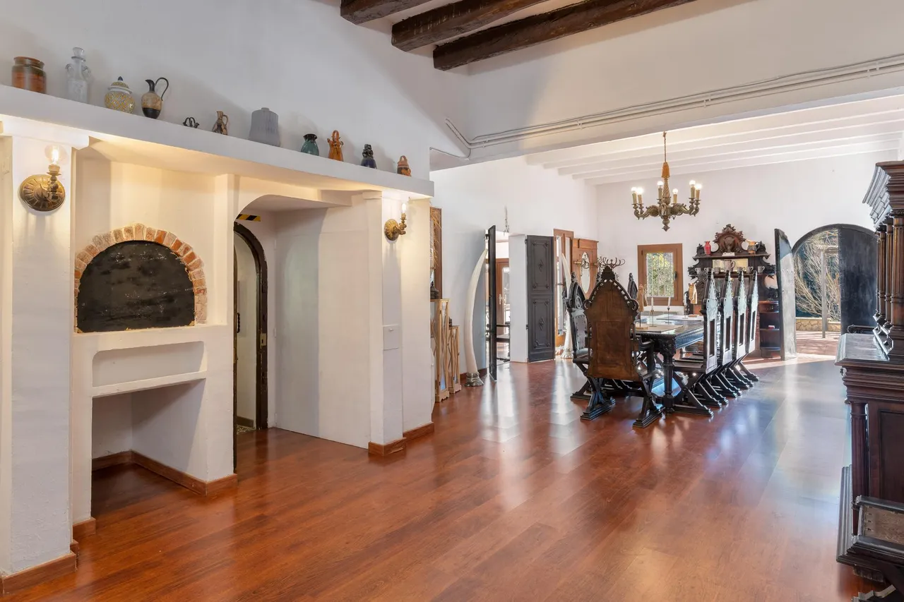 living - 651m² country house for sale in Maresme Inland, Barcelona - gallery - 9