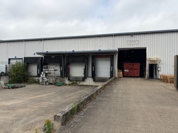 logistics - Entrepôt / Bureaux À Louer - featured