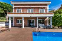 living - 354m² house / villa for sale in Teià, Barcelona - gallery thumbnail - 4