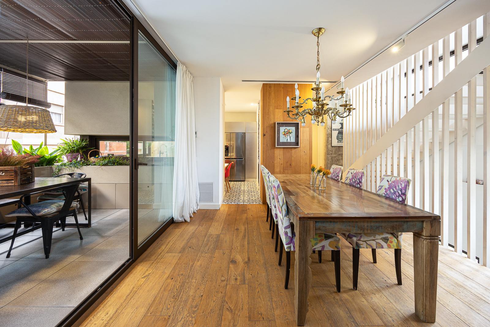 living - 293m² house / villa with 100m² terrace for sale in Gràcia - gallery thumbnail - 3